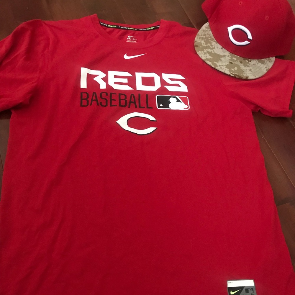 Nike Reds Fan Bundle